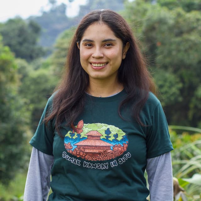 Nathaly Ruiz} is Director of Environmental Education Program}