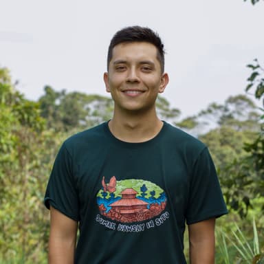 BenjamÃn Hidalgo} is Resident Herpetologist and Photographer}